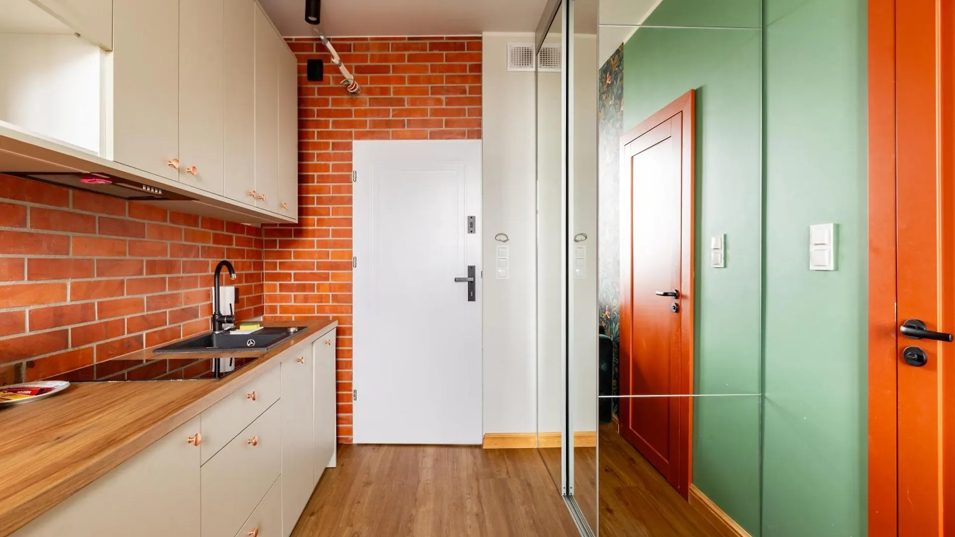 Apartment Heart Of Gdansk Tiny & Grand Studios Poland